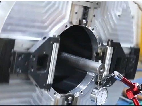 3 월 엑스포 3000w 6000w 8.5m 12m 소 파이프 및 튜브를 위한 섬유 레이저 절단 기계